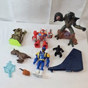 9 Piece Toy Lot Men In Black Mikey Rescue Bots Adventure Squad Skylanders & More